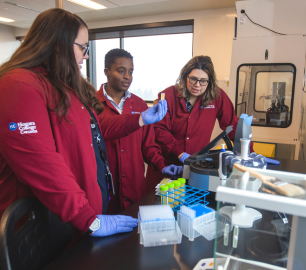 FBIC Researchers in lab